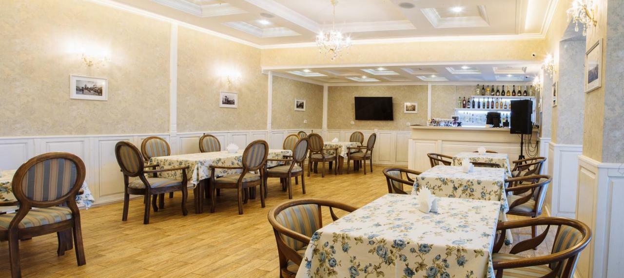 Отельно-Ресторанный Комплекс Златогор Lubny Dış mekan fotoğraf